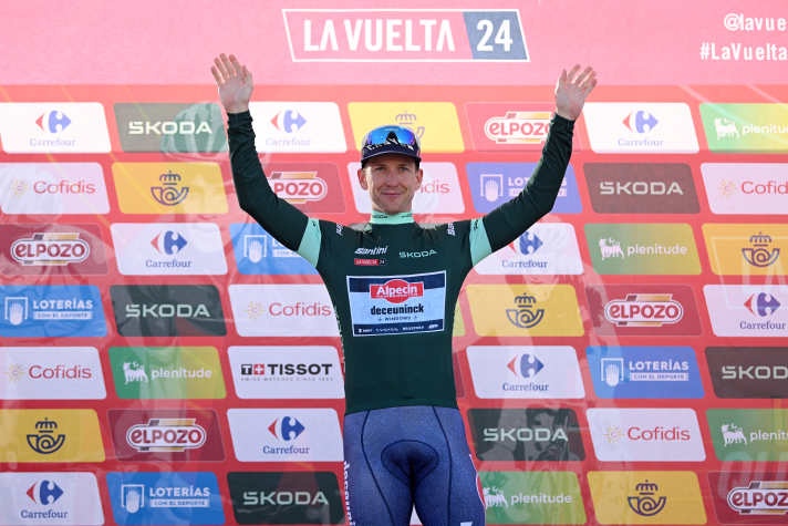 Lors du Tour d'Espagne 2024, Kaden Groves (Alpecin - Deceuninck) a remporté le maillot vert.
