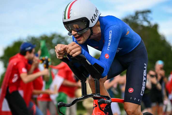 Filippo Ganna zeigte eine starke Performance und hielt das Duell mit Remco Evenepoel phasenweise spannend