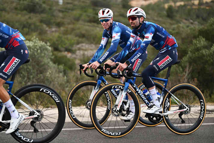Soudal-Quick-Step-Specialized-Tarmac-SL8-2025