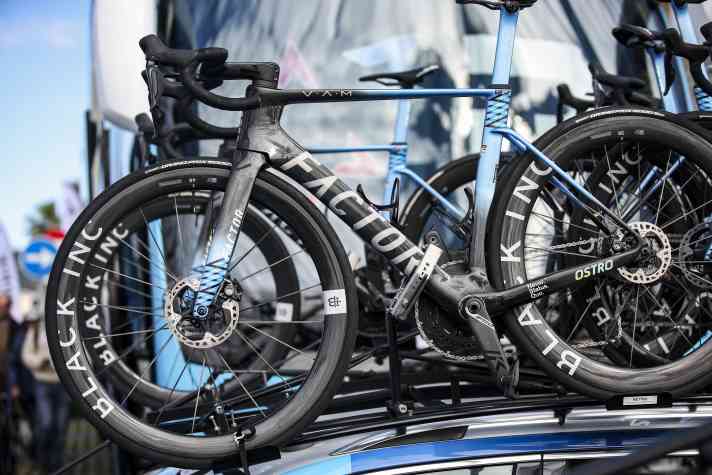 Möglicher neuer Namensgeber- Factor könnte ein einer der neuen Hauptsponsoren und gleichzeitig Namensgeber für das Team Israel - Premier Tech werden