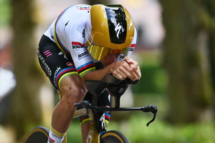 Actuellement la référence dans le combat contre la montre : le champion olympique du contre-la-montre Remco Evenepoel