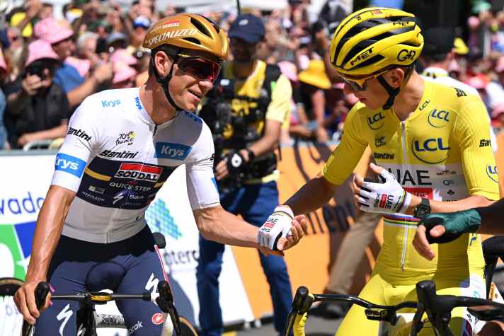 Top Earner in Professional Cycling: Remco Evenepoel (til venstre) og Tadej Pogačar (til højre)