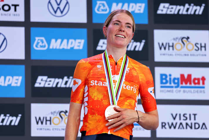 Gutes Zeichen? Demi Vollering holte im Einzelzeitfahren Bronze und gilt als erste Herausfordererin von Pauline Ferrand-Prévot