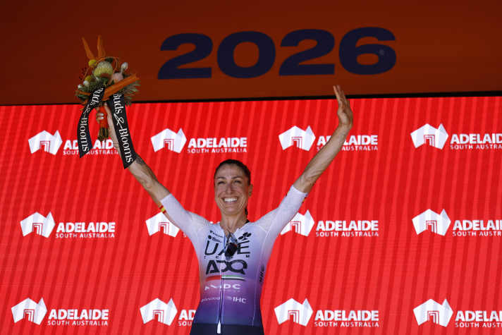 Die drei Fahrerinnen von UAE Team ADQ haben ebenfalls Chancen auf den Sieg - allen voran die 42-jährige Mavi García