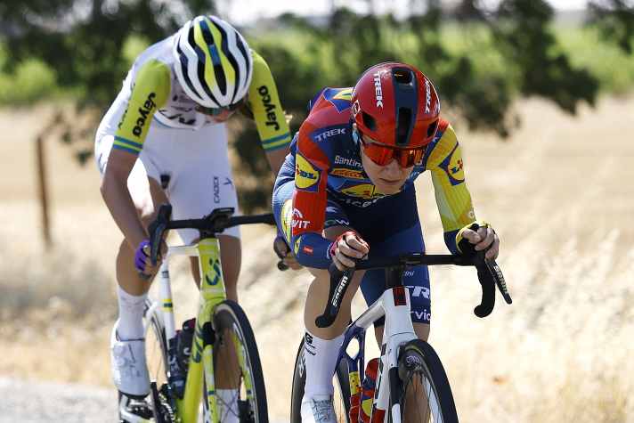 Loes Adegeest und Mackenzie Coupland auf der Flucht nach vorne