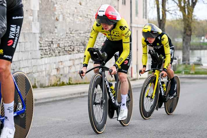 Jonas Vingegaard (Team Visma | Lease a Bike) kept his time losses in the team time trial within limits. He is in eighth place overall.