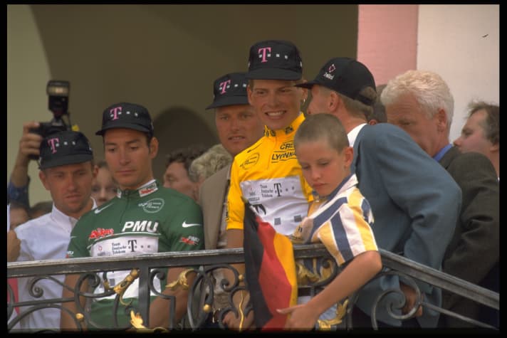 Jan Ullrich gewinnt 1997 die Tour de France und löst einen Radsport-Boom in Deutschland aus
