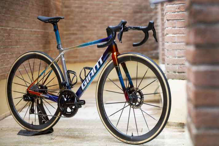 The Giant TCR Advanced SL