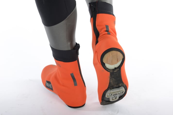 The cut-outs for the pedal plate and heel are neatly seamed and relatively robust