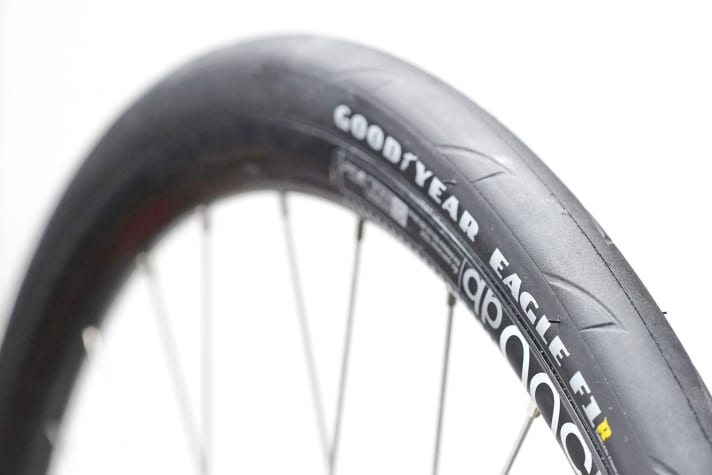 Goodyear Eagle F1 R Tubeless Complete