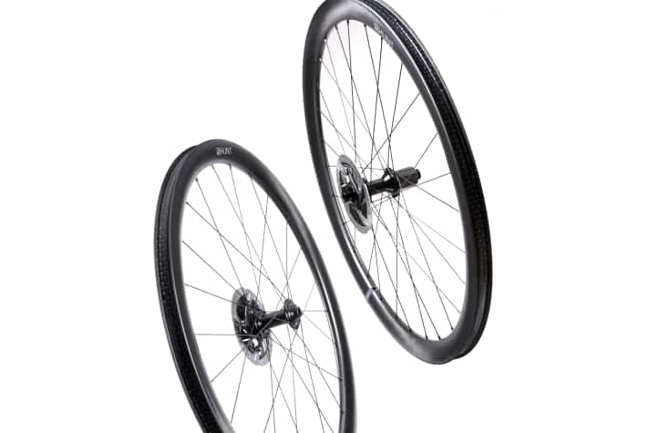 HUNT 4 Season Carbon Dura