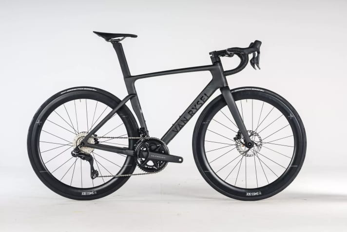 The Van Rysel RCR-R Pro