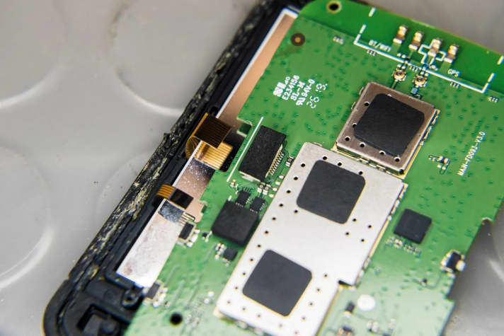 4. pull off the flex cable