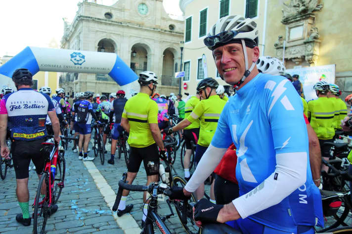 "It's very friendly, I feel comfortable." - Dirk Swars, participant from Germany