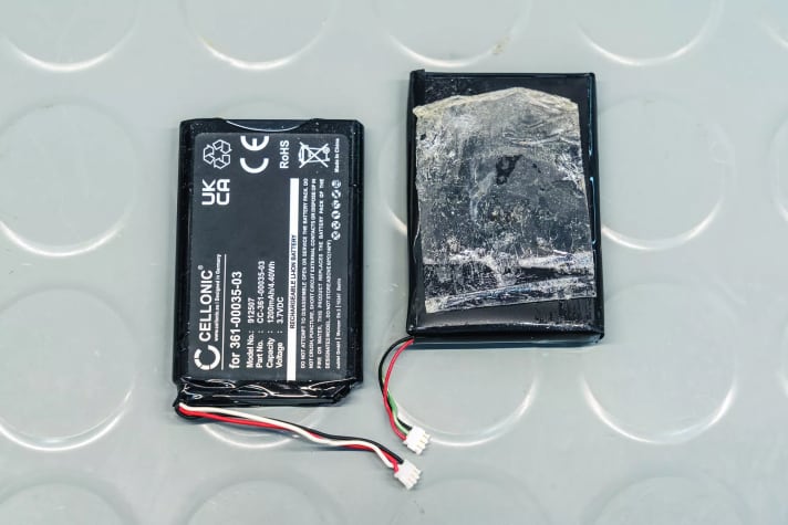 12. comparison of new and old battery
