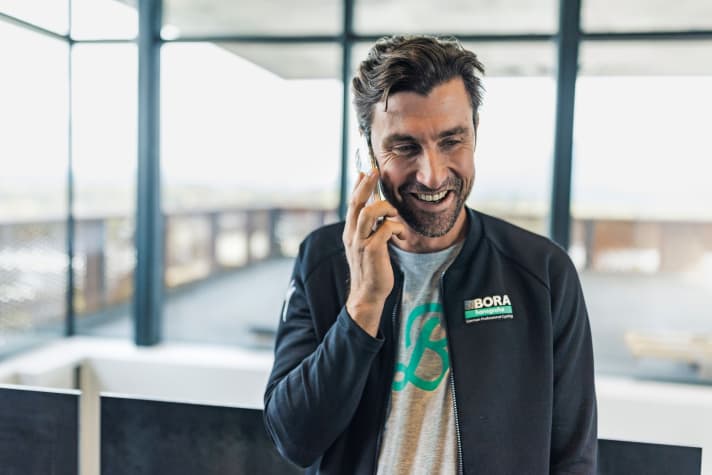 Bernhard Eisel: “Tadej hat diese Leichtigkeit. An ihm ist nichts Roboterhaftes. Er attackiert, wenn er es für richtig hält.”