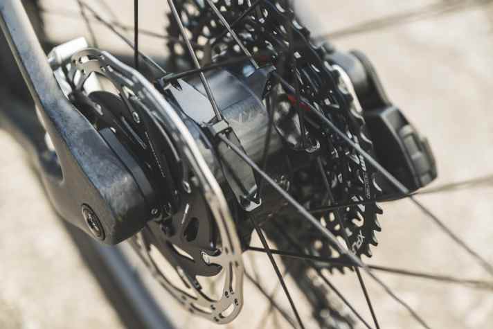 The Mahle X-20 motor is discreetly concealed in the rear wheel