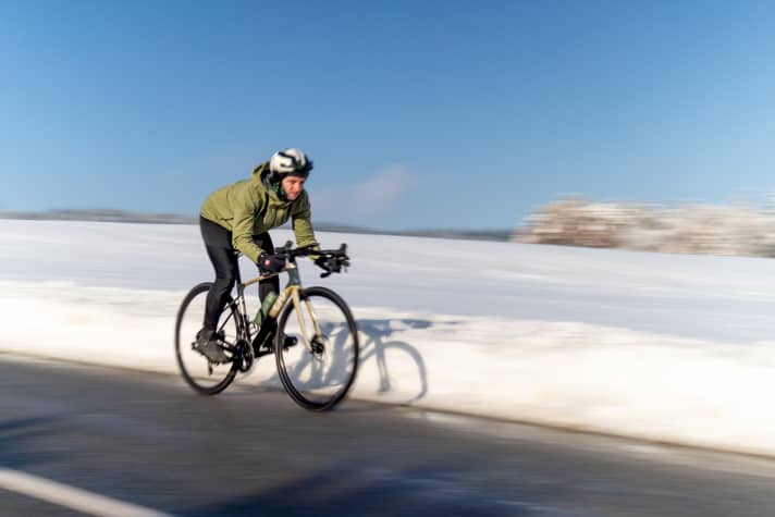 Liv Avail Advanced 1 road bike tour in winter