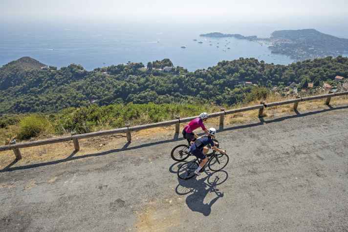 Legendary curve dream near the coast: the hairpin bends of the Col de Turini