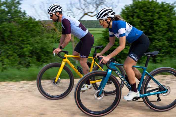 Fotos: Santini, Paolo Pennimartelli