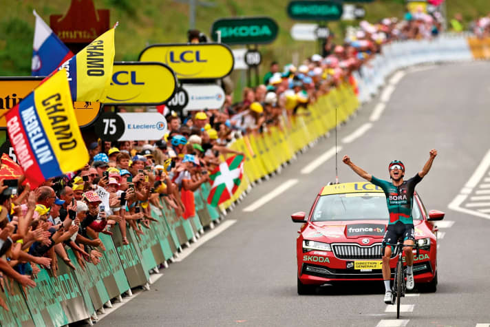 Le maillot jaune : Jai Hindley, vainqueur du Giro d'Italia en 2022, s'élance à l'assaut du maillot jaune du Tour de France le 5 juillet. Au final, le coureur de Bora-Hansgrohe termine septième du classement général.
