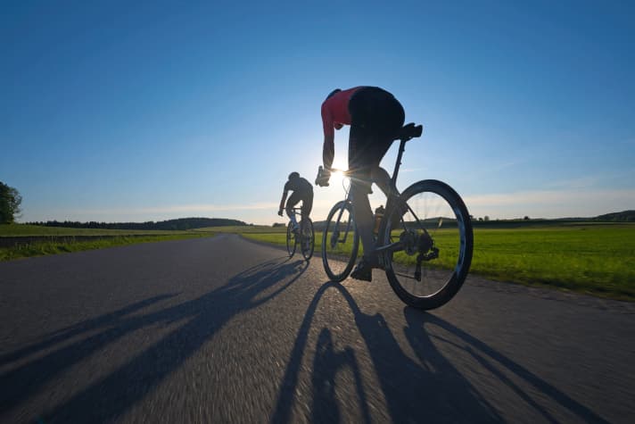 Training nach der inneren Uhr: Eine abendliche Trainingsrunde kommt Eulen entgegen, ist für Lerchen jedoch deutlich anstrengender