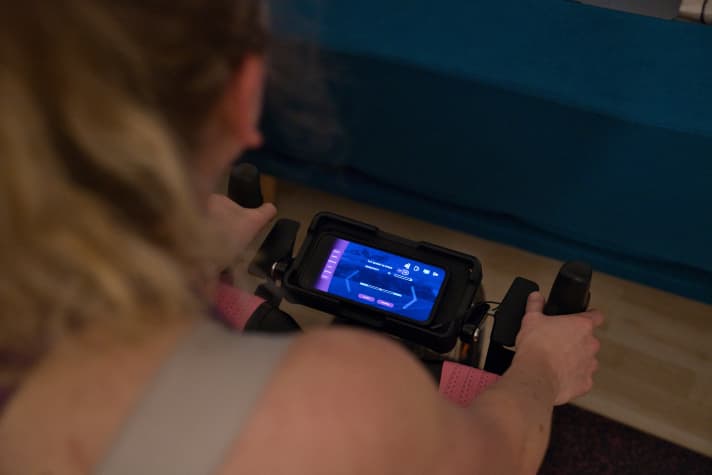 The thumb pedals of the Wahoo Kickr Steer are easy to reach in both the upper and lower handlebar positions.