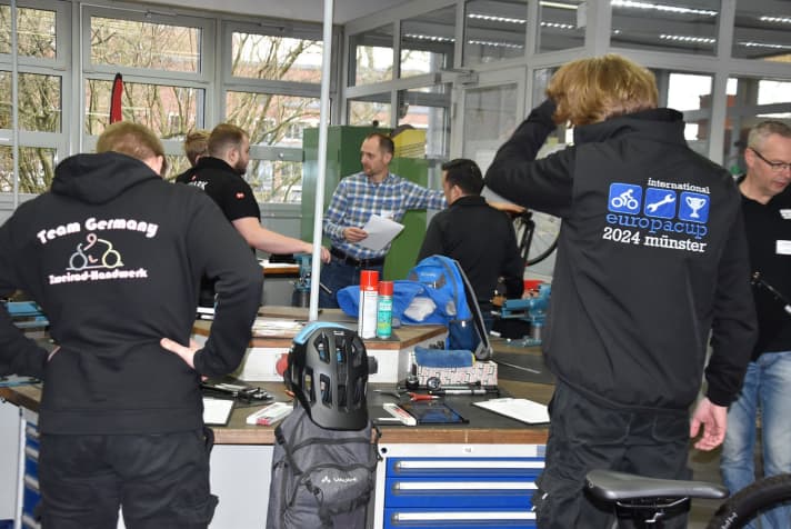 Die beiden deutsche Vertreter beim Zweirad-Europacup in der Kategorie Fahrrad: Lennart Kreft (links) und Steffen Hanel.