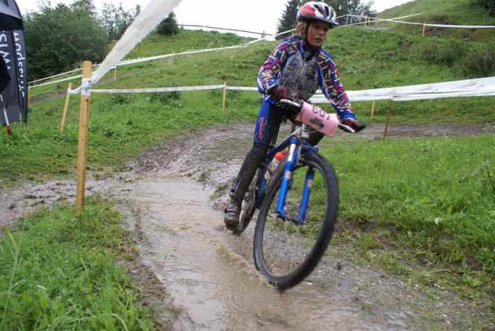 Nicole Koller bei einem frühen Crosscountry-Rennen. Beim Cape Epic in Südafrika dürfte sie auf völlig andere Bedingungen gestoßen sein, als in ihrem Heimatland Schweiz.