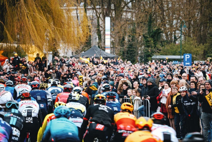 Le Ronde rassemble les gens - et attire chaque année plus d'un million d'entre eux sur le parcours.