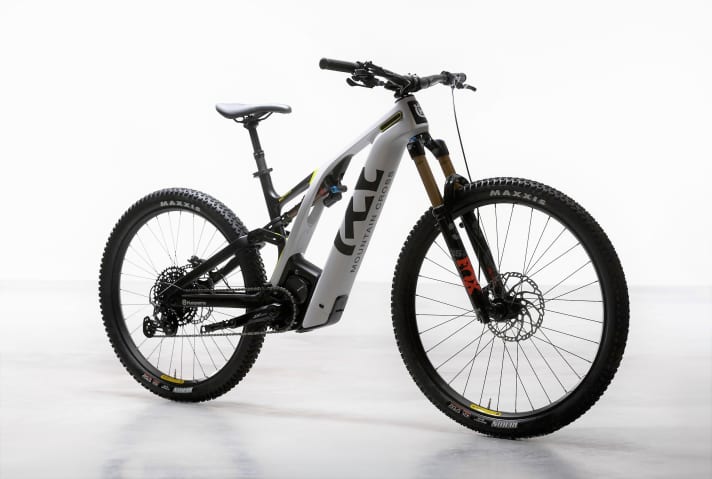 Design statement: Husqvarna goes its own way with the MC6 with its twisted Shimano motor and its two-part main frame