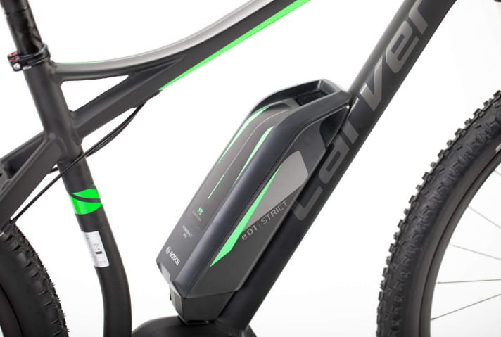   Beim Motor geht Carver aufs Ganze, beim Akku leider nicht: Der Akku mit 400 Wh schränkt die Reichweite des Bosch Performance CX-Motors deutlich ein.