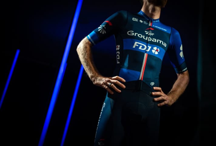 Groupama-FDJ 2023: Trikot und Hose