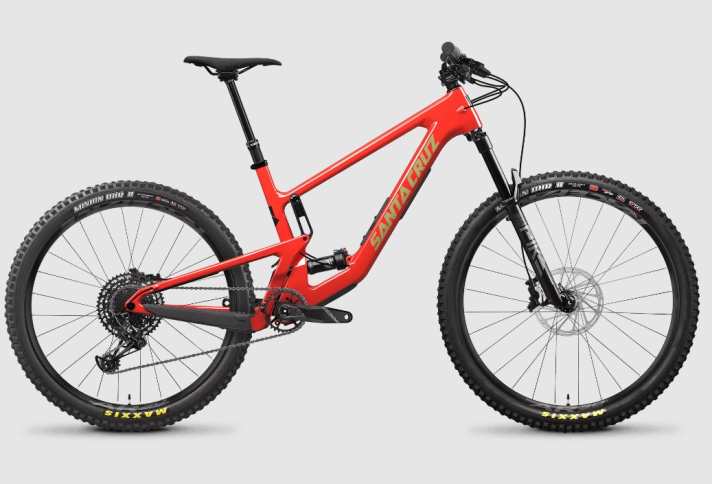 Nimble, lively and playful. And expensive. But currently reduced. The Santa Cruz 5010 is available in a number of equipment variants. Starting from 4499 to 9999 euros.