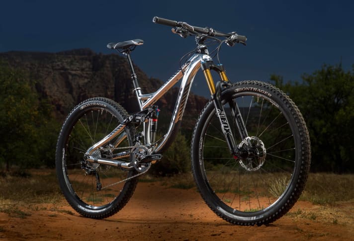   The new Remedy 29 9 with 140 millimetres of travel weighs in at 13.4 kilos.