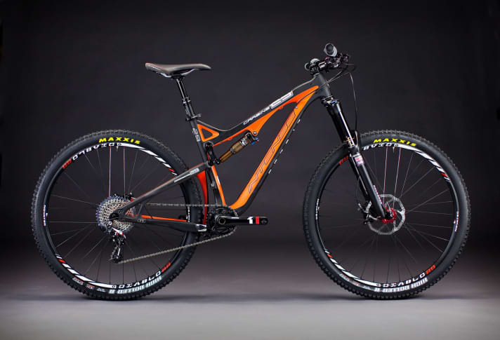   Stylish and ready to race: Intense Carbine 29.