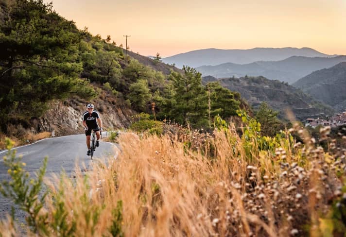Faire du vélo de course à Chypre