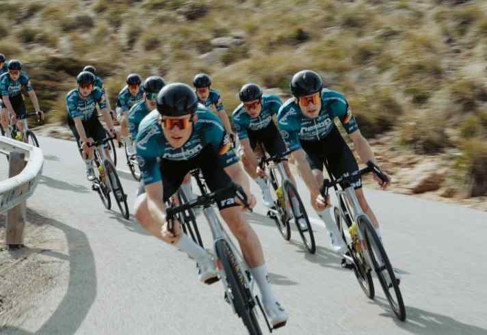 Das deutsche Continental-Team rembe | rad-net nimmt an der Deutschland-Tour teil | rad-net/Jannik Janßen