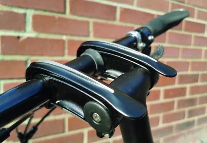 More variable: The two levers allow the height of the stem to be adjusted, reducing the pack size and increasing seating comfort.