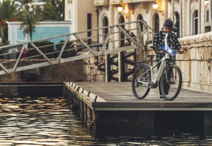 The Chaser and Prime are also available as Urban Cross versions with mudguards, lighting system and pannier rack.