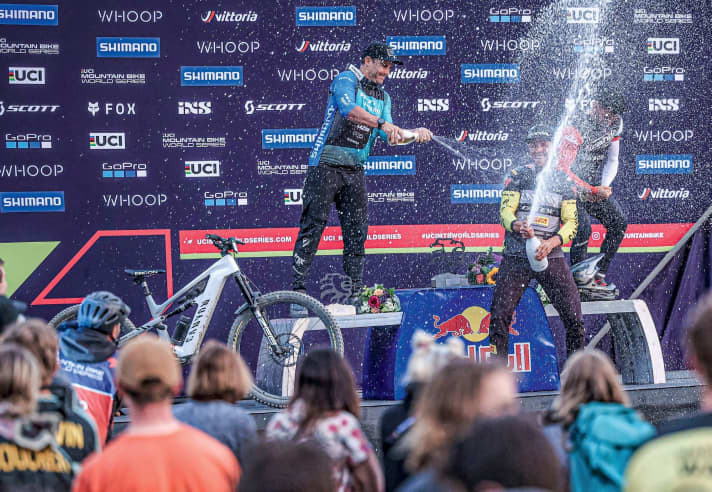 At the award ceremonies, it's all fun and games - just like in Formula One.