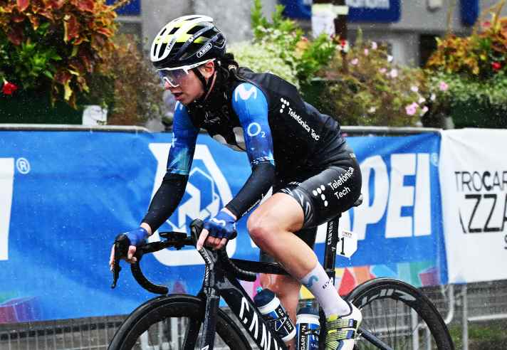 Liane Lippert finishes third in the Tre Valli Varesine women's race