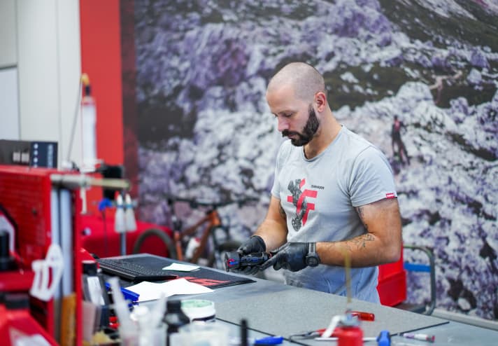   Here, a sent-in damper is being prepared for the upcoming operation.