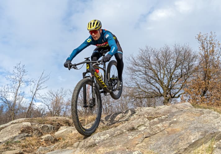 Filippo Colombo auf seinem neuen Arbeitsgerät bei Scott-Sram MTB Racing: dem Scott Spark RC.