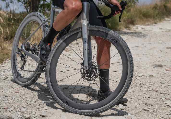 VISION SC 48 i25 Laufradsatz mit Aero-Messerspeichen