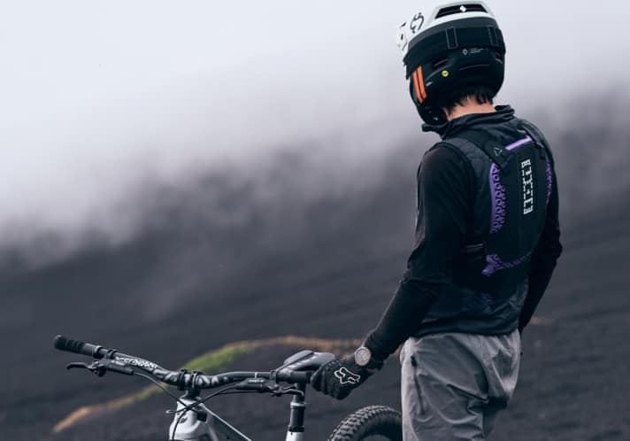 Top: Brust und Rückenteil erfüllen die sicherere CE-Prüfnorm Level 2.