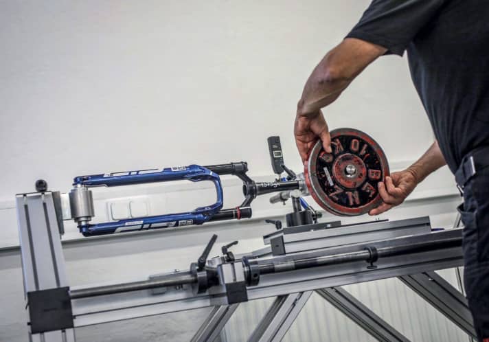 By measuring torsional rigidity, subjective riding impressions are moulded into objectively assessable figures.
