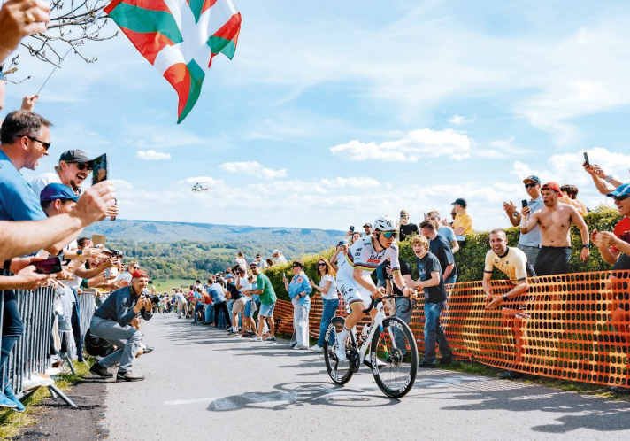 Vanishing point: Tadej Pogačar's attack on the Côte de la Redoute last year