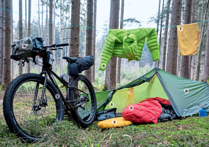   Die richtige Ausrüstung, falls es mal eine länge Tour wird.