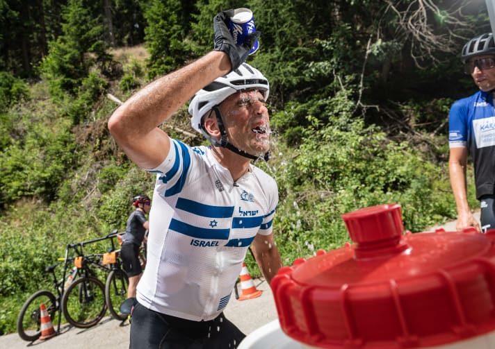 On some days it was so hot that the drivers also needed cooling from outside